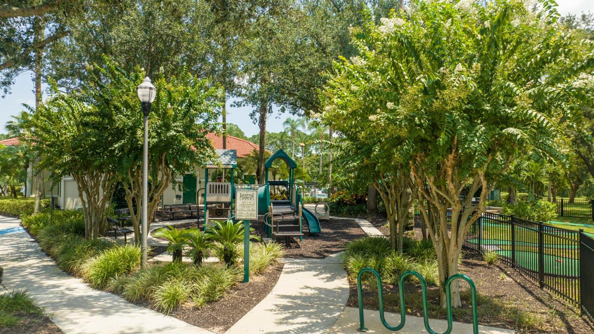 Waterslide 6 Bed Lux Emerald Island Kissimmee