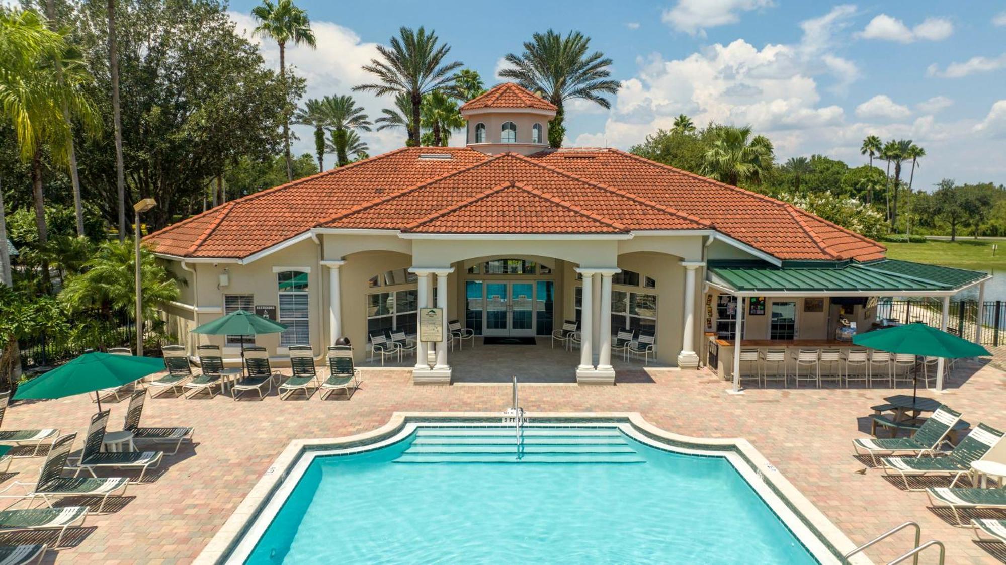 Villa Waterslide 6 Bed Lux Emerald Island