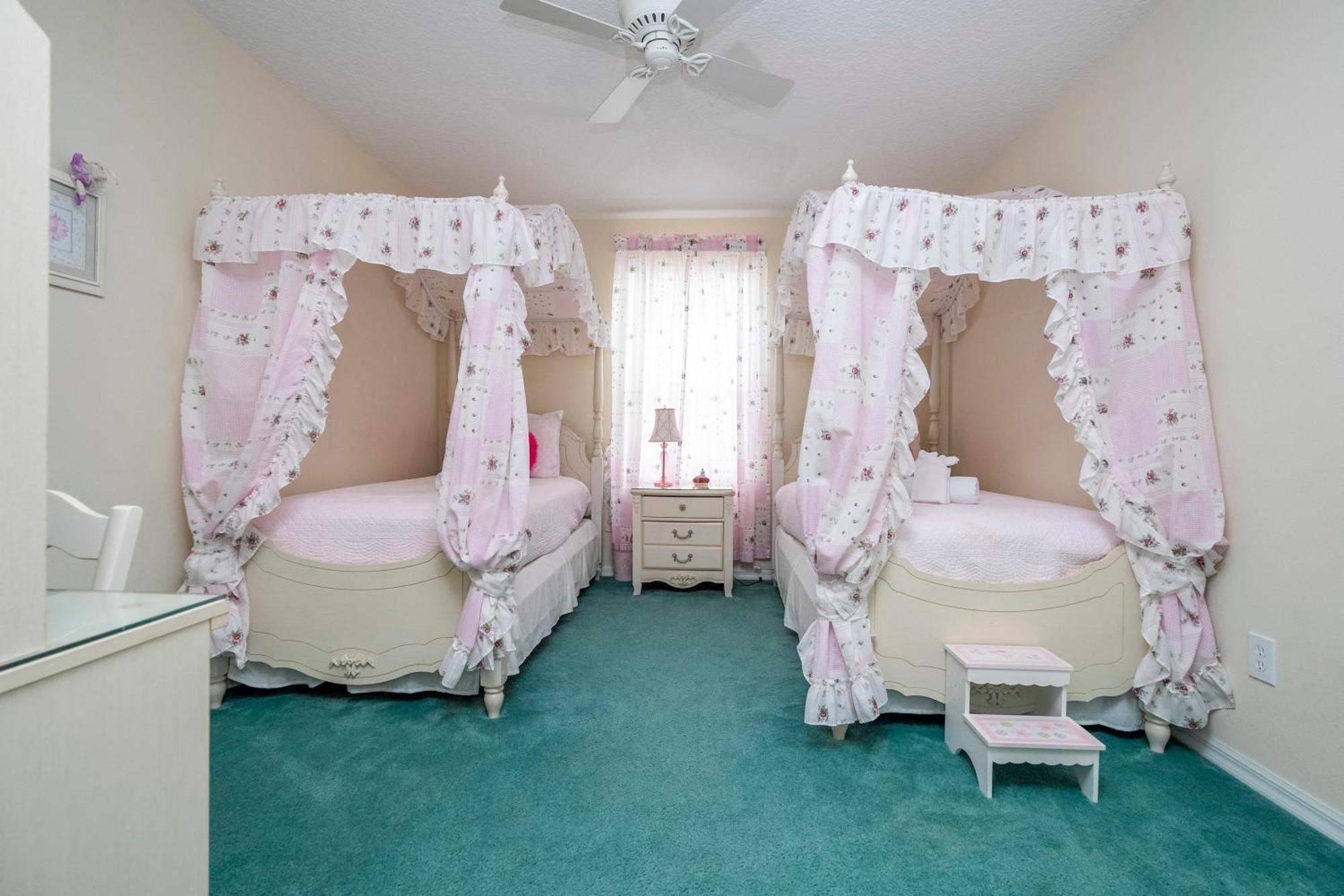 Villa Waterslide 6 Bed Lux Emerald Island Kissimmee