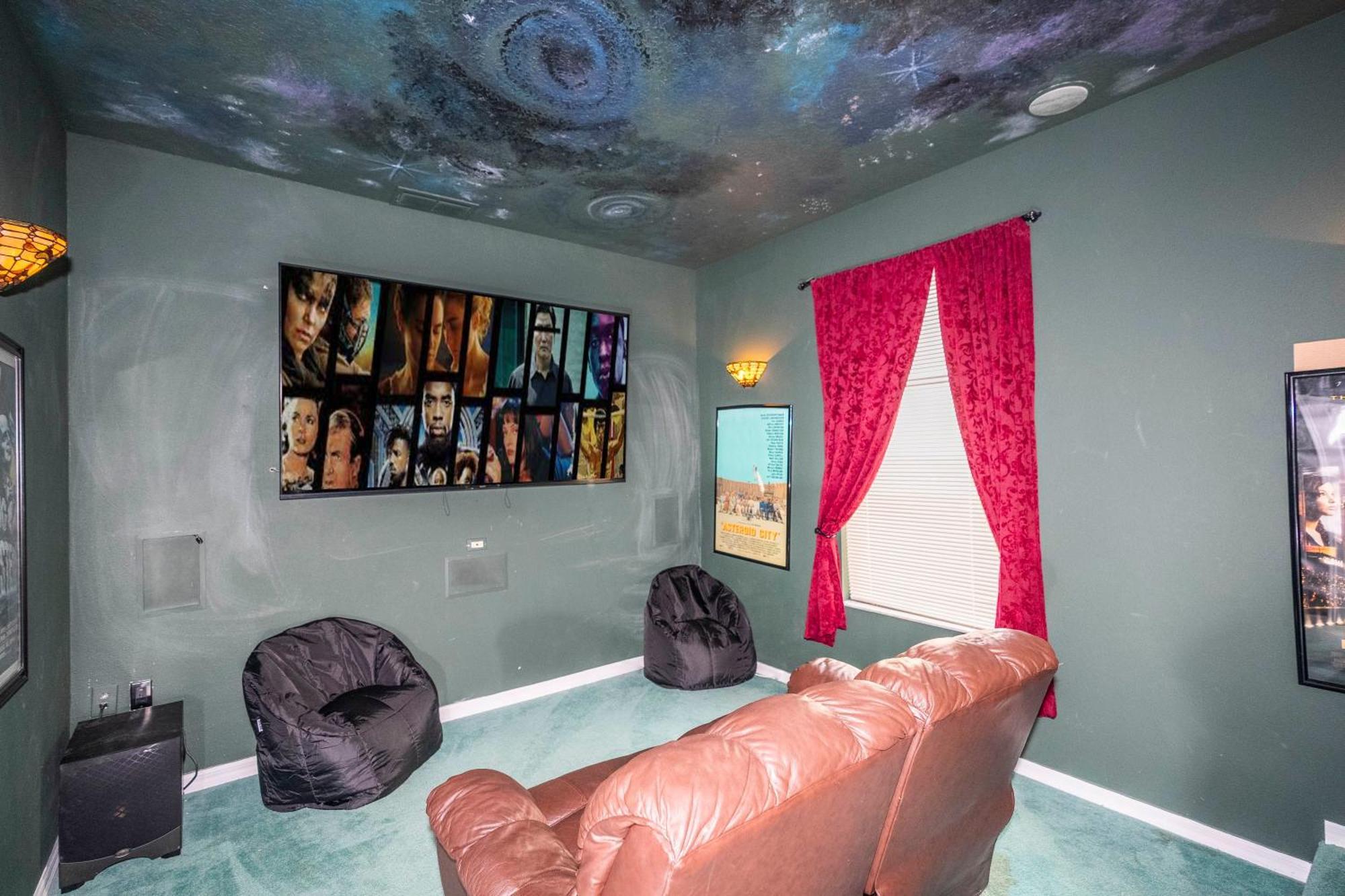 Waterslide 6 Bed Lux Emerald Island Villa *