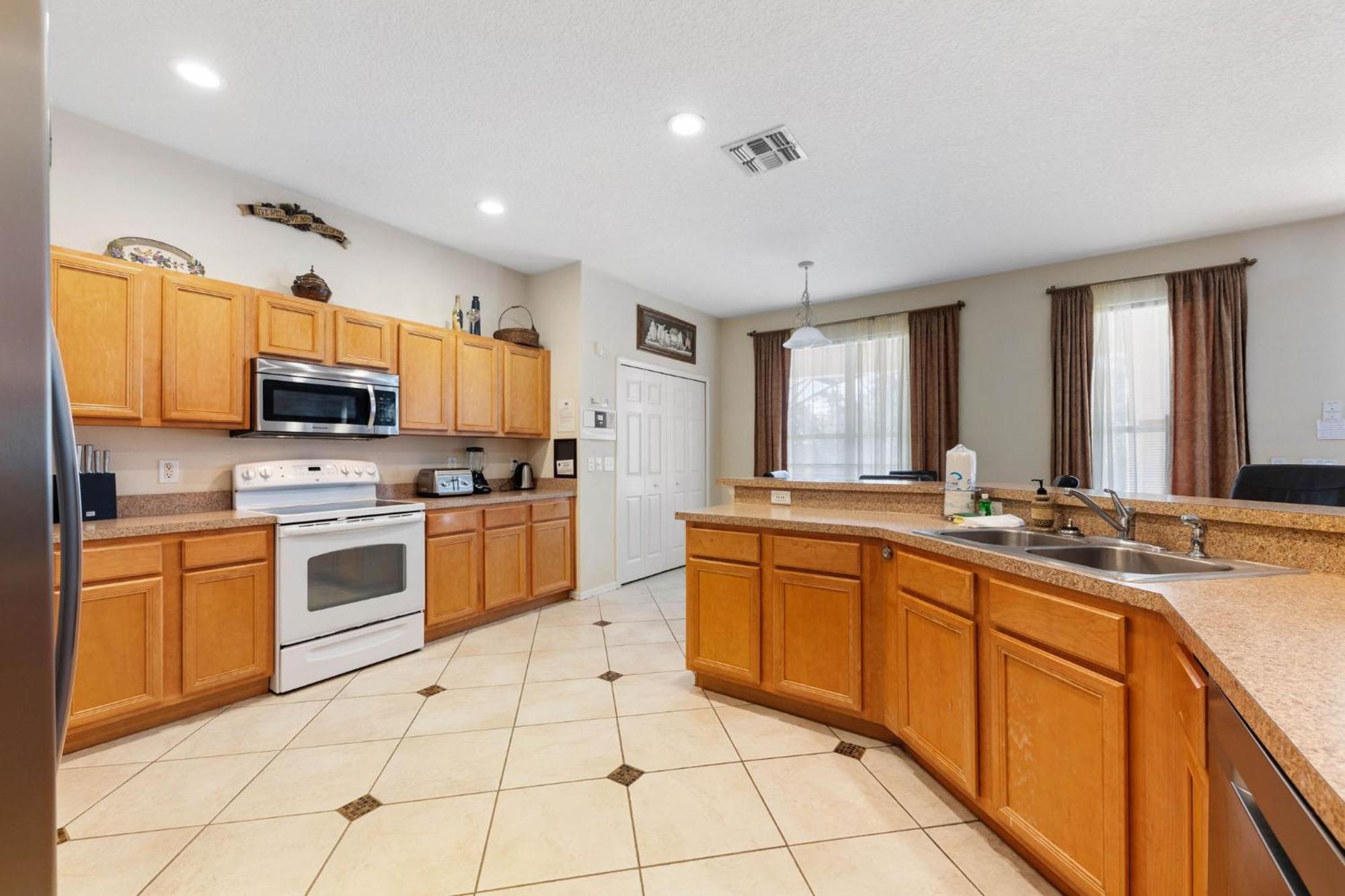 Waterslide 6 Bed Lux Emerald Island Villa Kissimmee